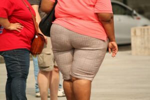 mujer grasa helado